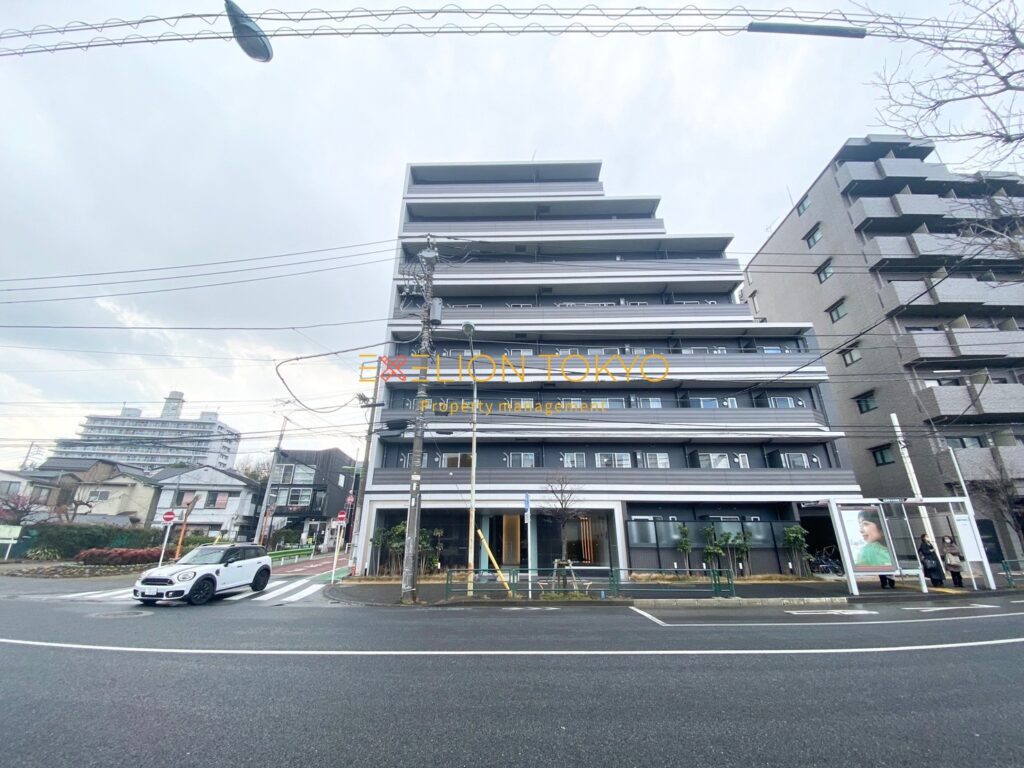 アジールコート三軒茶屋の外観・物件写真