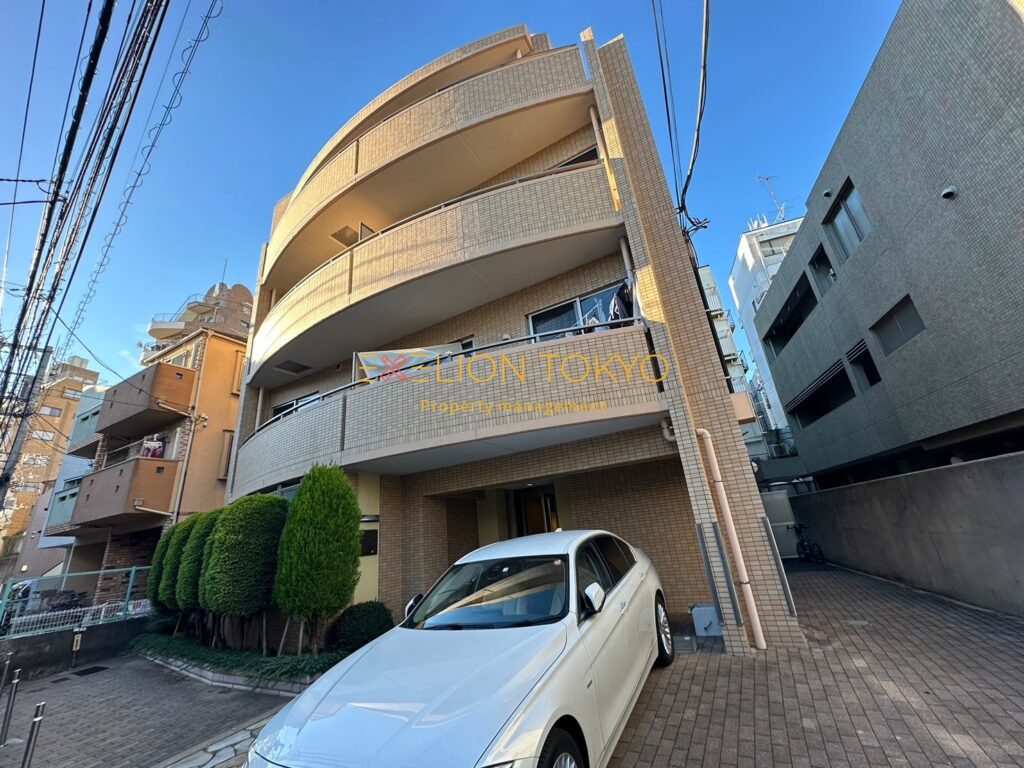 アーバンライフ初台の外観・物件写真