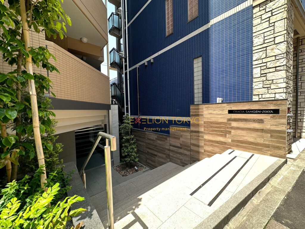 クレイシア三軒茶屋の外観・物件写真